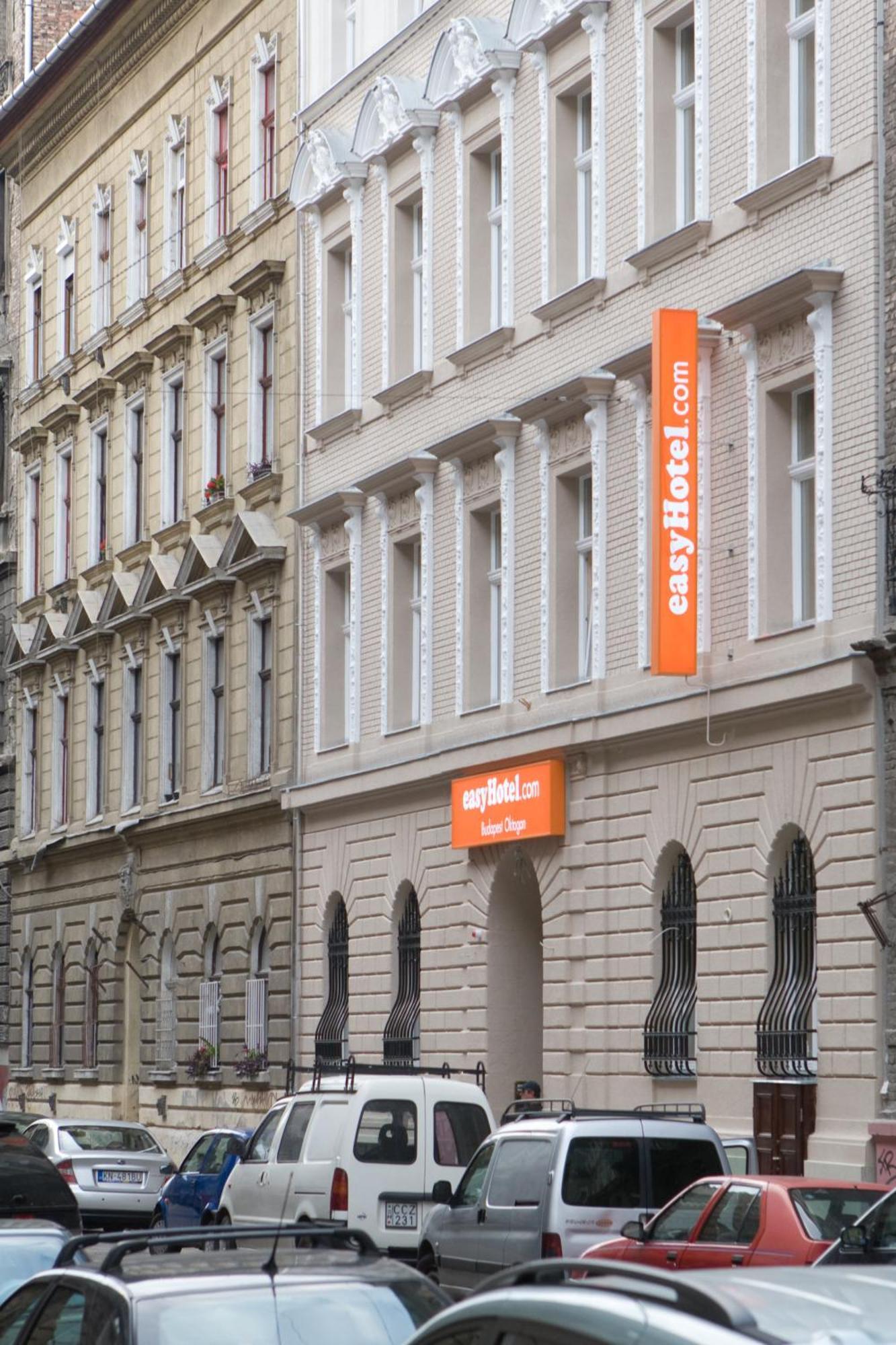 Easyhotel Budapest Oktogon Exteriör bild